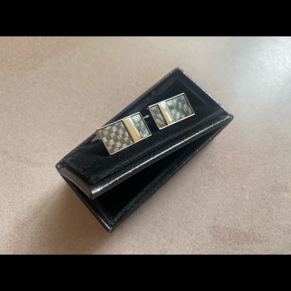 Carbon fiber cuff links